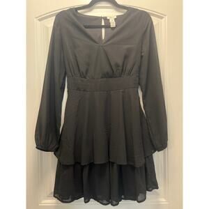 NWOT Japna Women’s V-Neck Long Sleeve Tie-Waist Tiered Ruffle Dress Size M Black